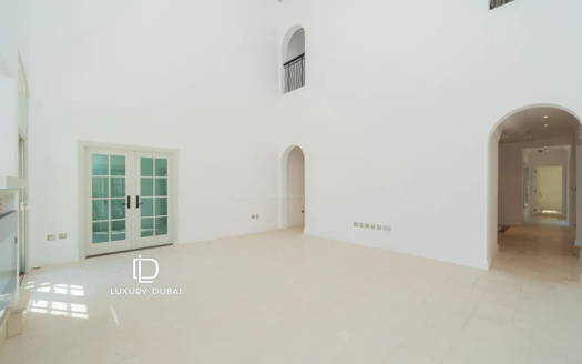 5 Bedroom Villa for Rent in Flame Tree Ridge, Jumeirah Golf